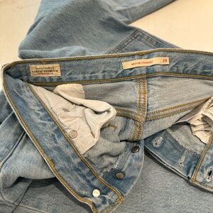 Levi Wedgie Straight Denim